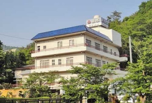 岡山市北区栢谷1426-2 苫田温泉 いやしの宿 泉水(せんすい)さんへ宴会コンパニオンのお仕事に行ってきました！
